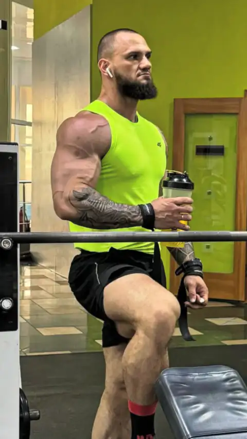 Instagram-дағы Андрей Каблаевтың Rubini туралы бейне кадры